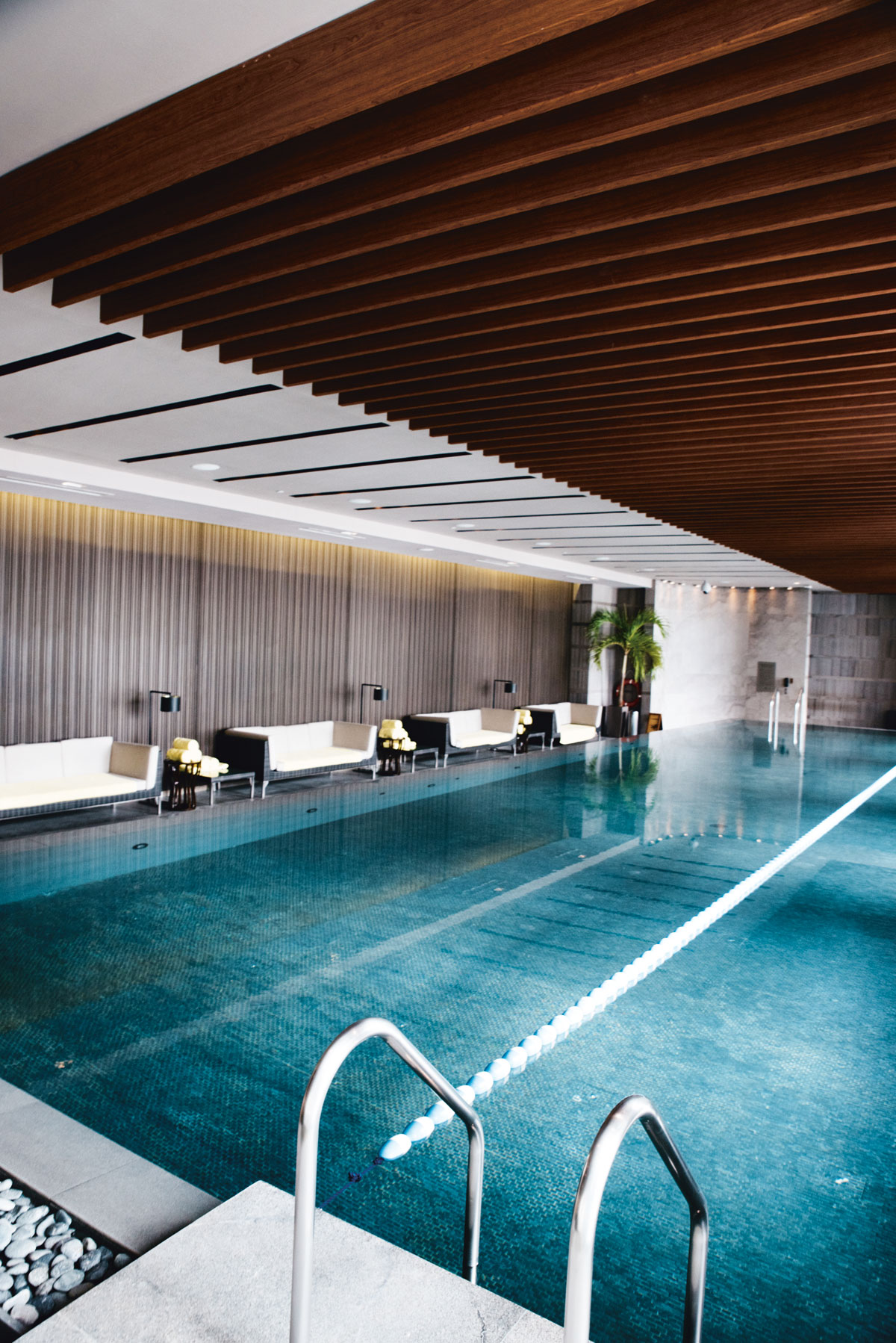 5-star facility: Indoor pool at Marco Polo Ortigas