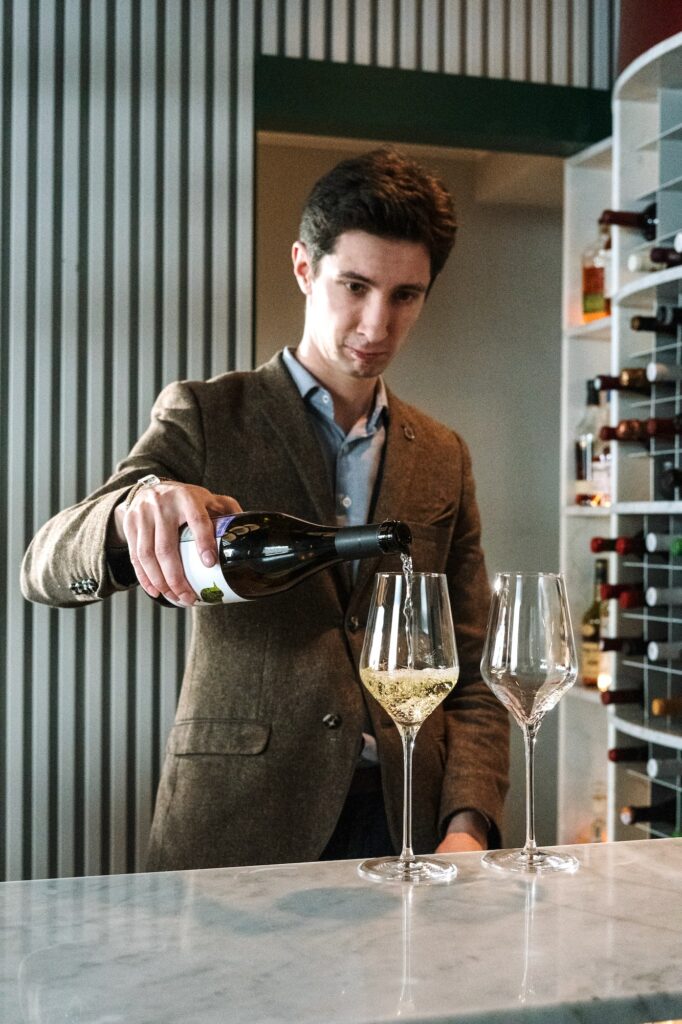 How to build a wine list for your restaurant - F&B Report