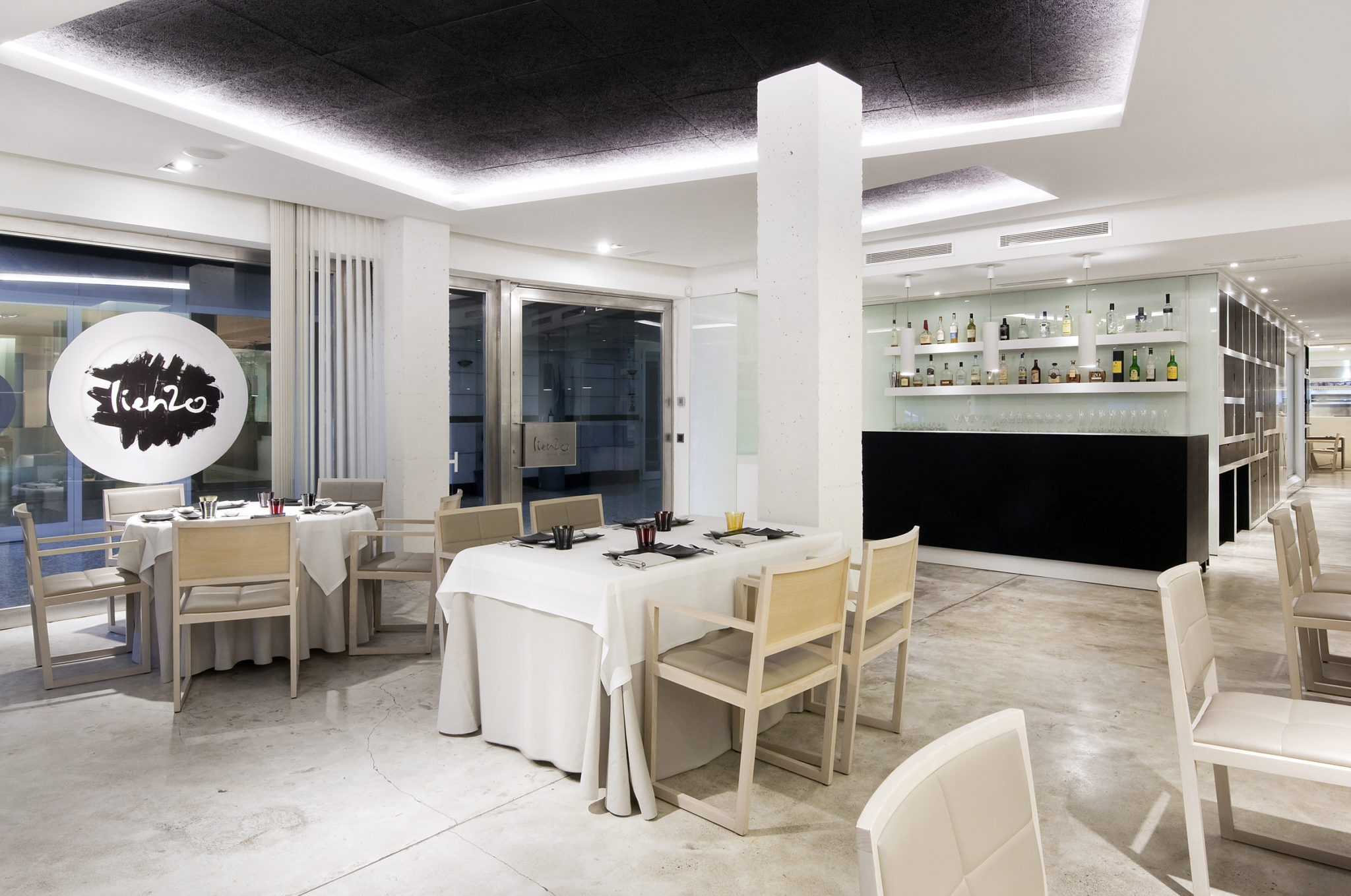 Artsy elements fill the blank canvas of Lienzo in Valencia