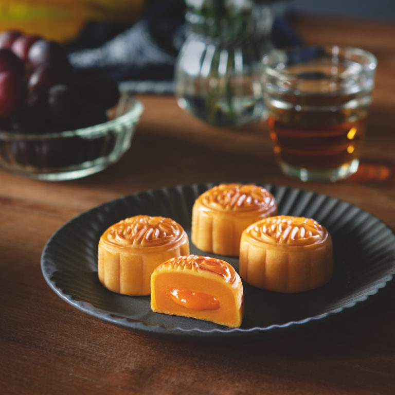 HK’s top mooncake brand launches popups in Manila F&B Report