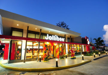 Aside from the poor performance of Smashburger and Coffee Bean, COVID-19 cost Jollibee a dip in revenue and foot traffic