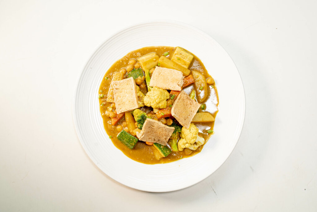 Pipino Veg's veggie curry