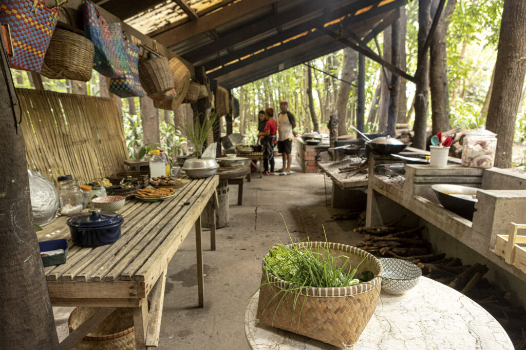 This traditional outdoor kitchen is where all the high quality Balé Kapampangan food is cooked
