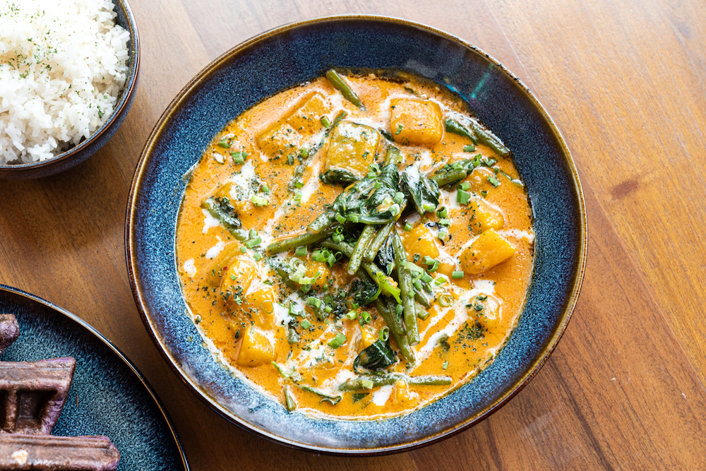 Ginataang kalabasa: Squash and French beans cooked in coconut milk and curry spices