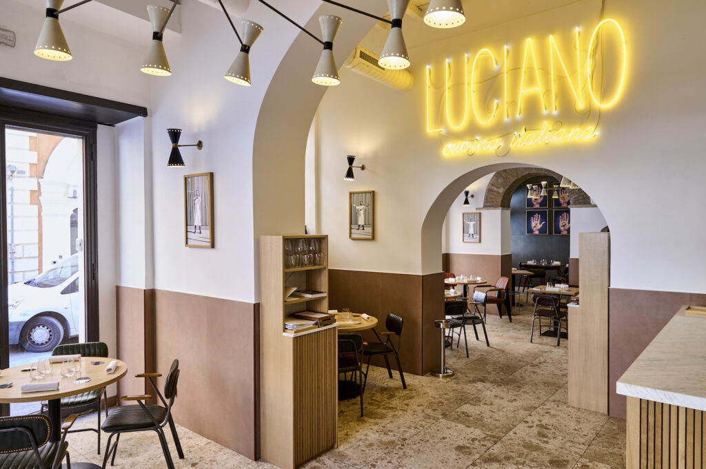 Luciano - Cucina Italiana is located in the heart of Rome near Campo de' Fiori